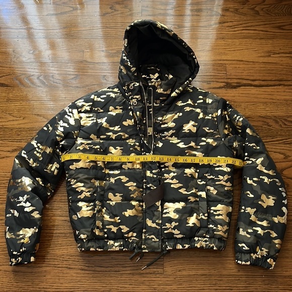 HOODED CAMO PUFFER JACKET Size:L - Picture 3 of 7